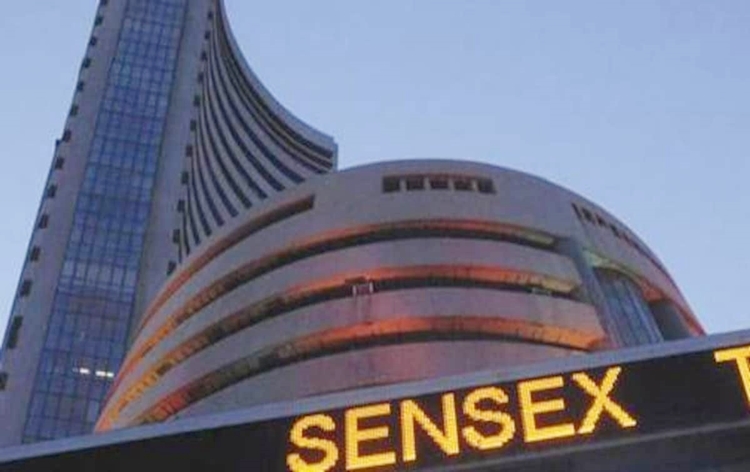 Stock Market: Sensex to finish at 61,112, Nifty increases 150 points to end at 18,065